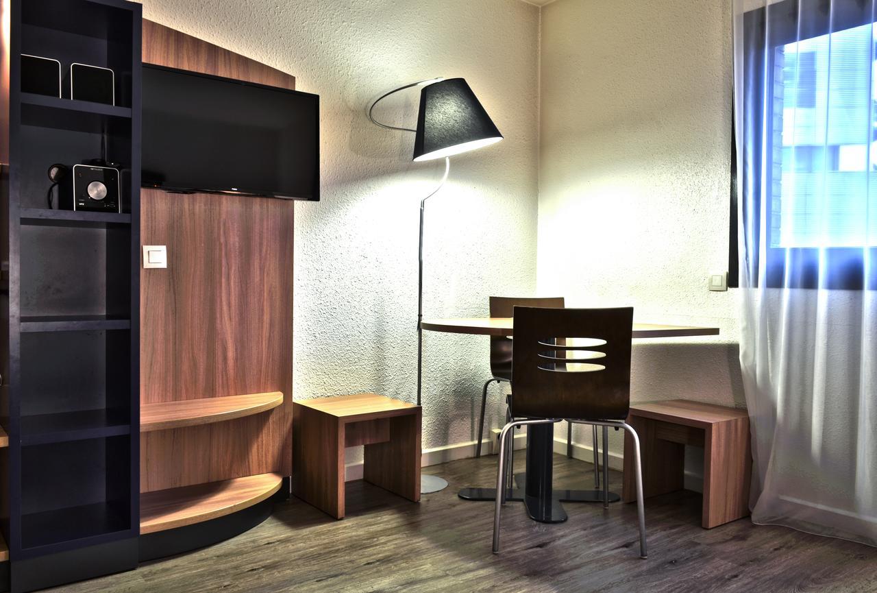 Art Hotel Paris Est Pantin Exterior foto